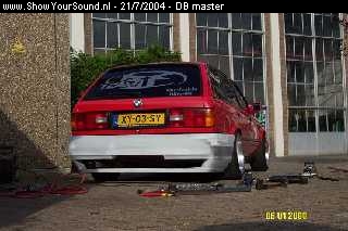 showyoursound.nl - De meeste DB in een BMW Touring!! - DB master - panda_chris_002.jpg - Kijk hij zit er al op alleen nog strak maken aan de auto en spuitie ...